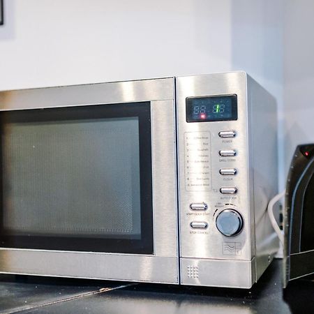 2 Bed Apartment With Balcony Private Parking Near Etihad Stadium, Coop Live Mánchester Exterior foto